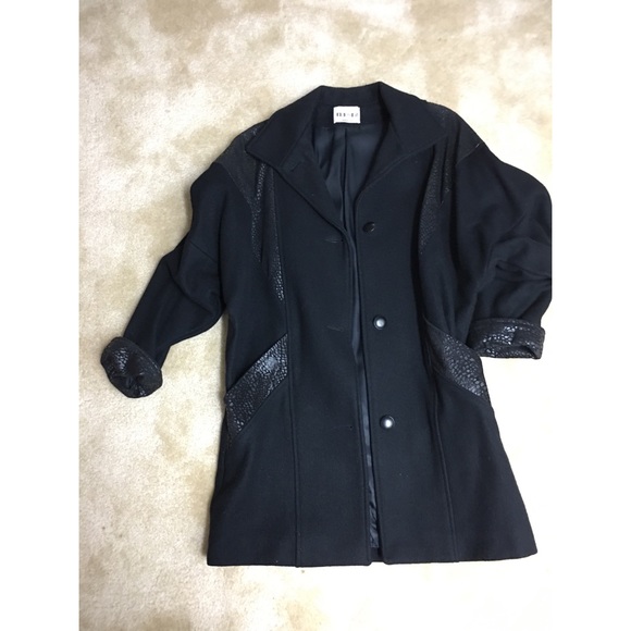 Winter coat - Picture 6 of 6